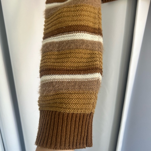 Crop Sweater Urban Outfitters - Picture 3 of 8